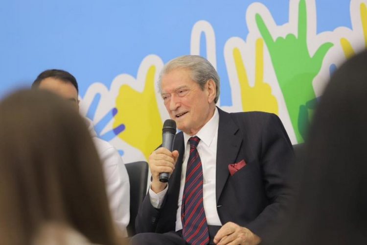 Berisha: Vendi ka nevojë për një elitë të re dhe ajo ekziston