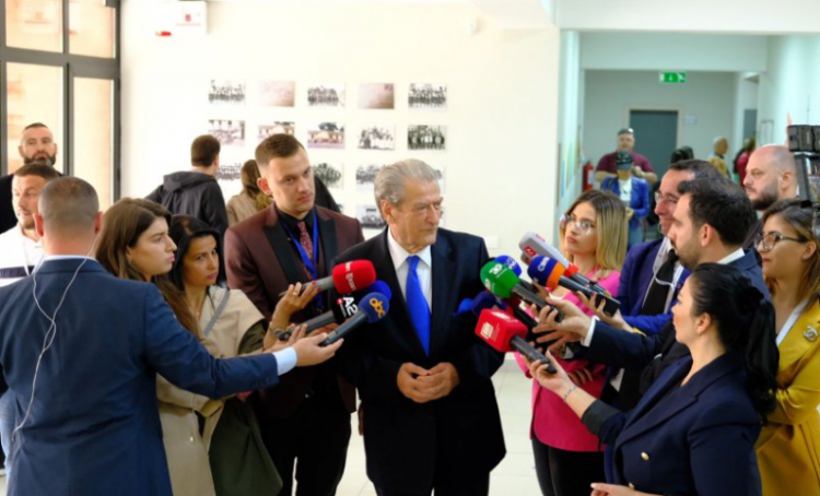 Probleme me votimet/ Berisha: Do fajësojnë hakerat iranianë