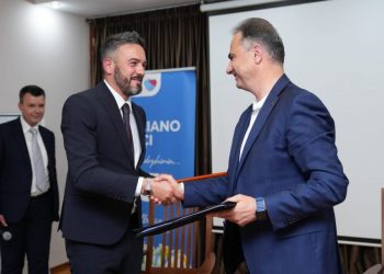 Boçi prezanton projektin për Parkun e energjisë diellore në Elbasan