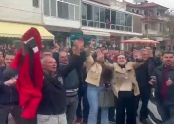 Pas 30 vitesh Devolli fitohet nga socialistët, fillon festa