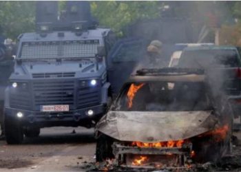 ‘Dhuna në veri të Kosovës është e orkestruar nga presidenti i Serbisë, Vuçiç’