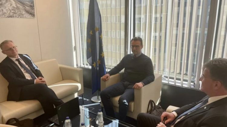 Përfundon pa rezultat raundi i ri i dialogut Kosovë -Serbi në Bruksel