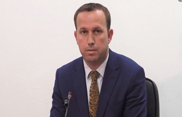 KQZ shpall tender për auditim të qindra raporteve financiare të partive