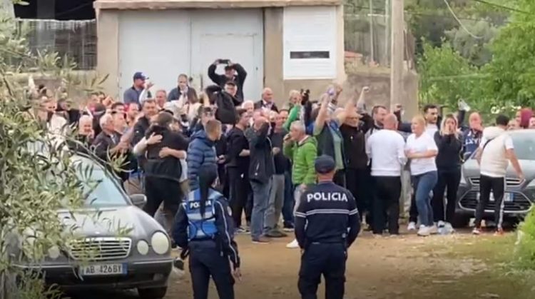 Fredi Beleri nga burgu fiton bashkinë e Himarës me një rezultat të ngushtë