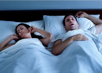 Zbuloni se cilat janë arsyet që ndikojnë në gërhitje