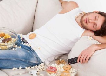 Ndjesia e lodhjes pas vaktit? Ja çfarë ndodh me organizmin tuaj