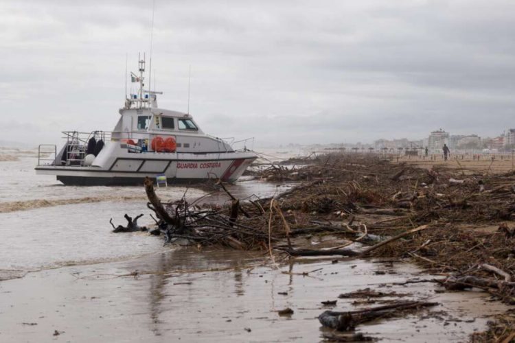 Moti i keq në Itali, shkon në 14 numri i viktimave