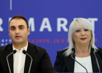 Nuk votuan Këlliçin, Adriana Kalaja mallkon banorët e Tiranës
