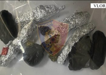 Shiste kanabis edhe në ‘arrest shtëpie’, kapet 39 vjeçari në Vlorë
