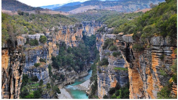 Humb jetën turisti në Përmet