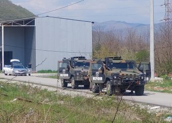 Kosovë: Betimi i kryetarëve të komunave dhe ultimatumi serb
