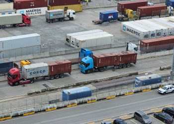 “Na jepni zgjidhje për kostot shtesë dhe pagesat nën dorë”