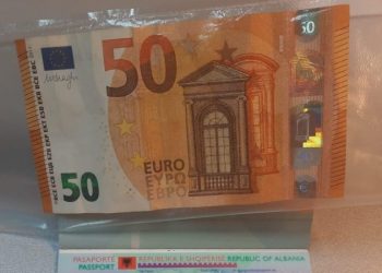 Tentoi të korruptojë policinë me 50 euro, 30-vjeçari arrestohet në Kakavijë