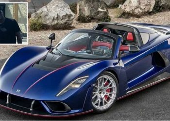 Jordan bleu një nga makinat më të shpejta në botë: 300 km/h në më pak se 10 sekonda