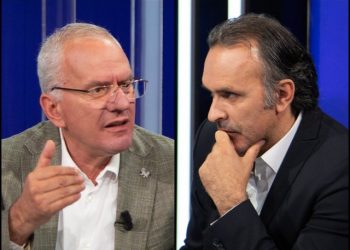 Debatet/ Xhaferaj: Ushtar i Lulit. Reagon Mërtiri: Ti mbahesh mend për gafat