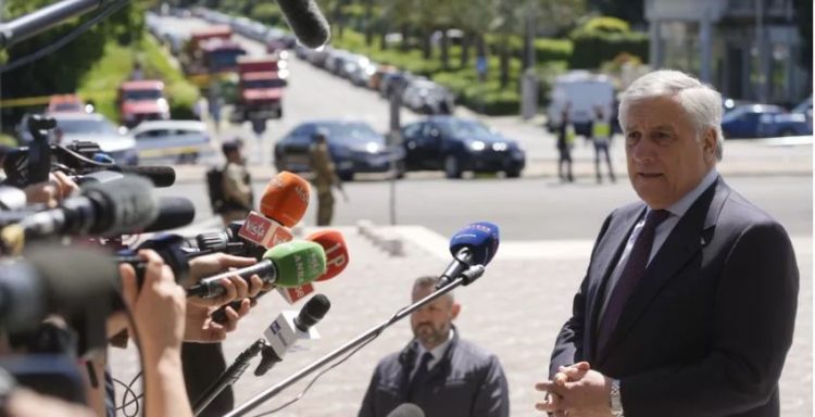 Kritikuan Melonin, ministri italian anulon vizitën në Paris