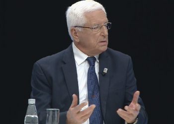 Neritan Ceka ngre alarmin: Jo profesionistë po gërmojnë në monumente