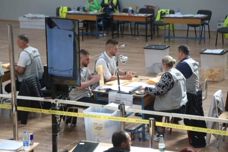 Në 10 bashki mbaron numërimi për këshillat bashkiakë, ja rezultatet