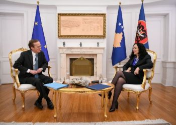 Vjosa Osmani: Bandat kriminale serbe kanë për qëllim destabilizimin e Kosovës dhe gjithë rajonit