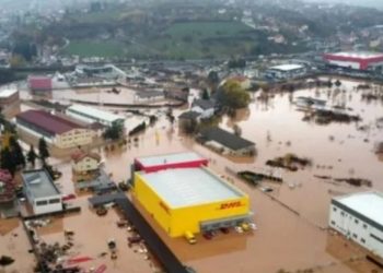 Kroacia dhe Bosnja goditen nga përmbytjet