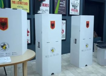 Zgjedhjet vendore, probleme me pajisjet e identifikimit në qarqe