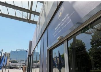 Qeveria e Kosovës akuzon Beogradin për “dirigjim të turmës ekstremiste”