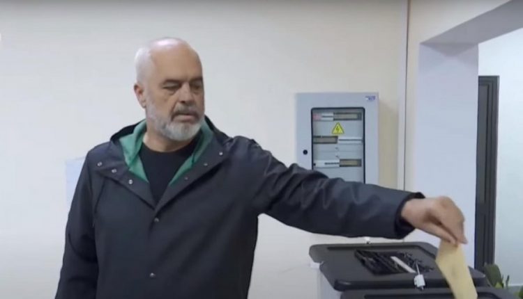 Rama fajëson KQZ-në për procesin e votimit: Po dekurajon votuesit