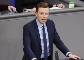 Raportuesi për Ballkanin në Bundestag: Mundësi për shtimin e trupave të KFOR