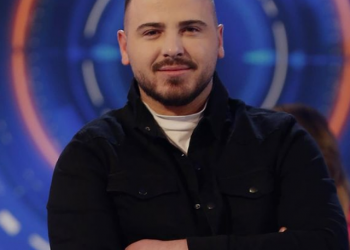 “Do ketë pasoja”/ Ronaldo i kthehet ashpër personit që i ofendoi babain e ndjerë