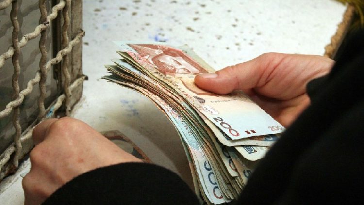 Premtoi rritje pagash, Rama shtyn afatin e hyrjes në fuqi të vendimit