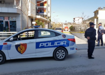 Plagosja me thikë në Sarandë 3 vite më parë, arrestohet 20-vjeçari i shpallur në kërkim