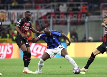 Milan shpreson te “remuntada”, ka në favor historinë