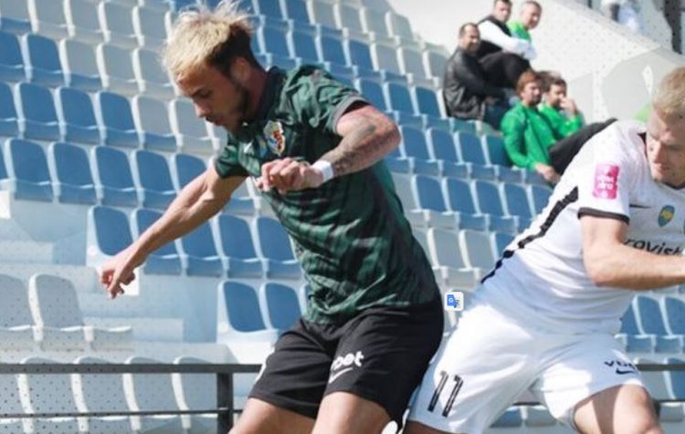 Alarm për sulme ajrore nga Rusia, ndërpritet ndeshja e Seferit