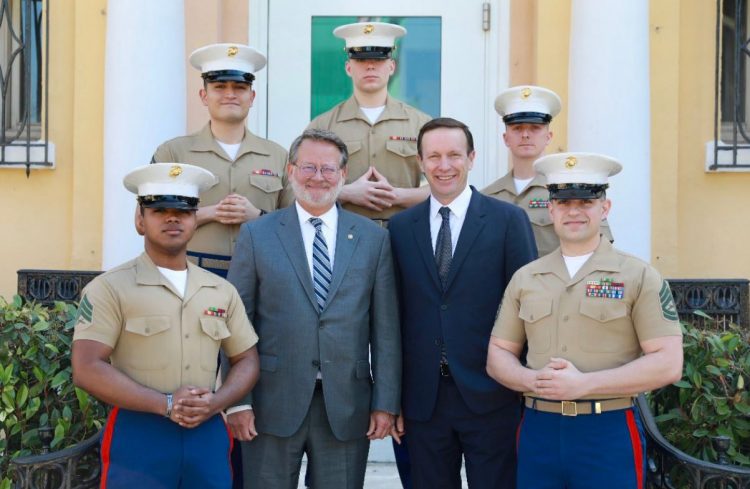 Senatorët amerikanë vizitojnë Tiranën: SHBA-ja s’ka mik më të mirë në botë se Shqipëria