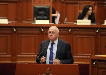 Kuvendi njeh Bardhin në krye të grupit të PD-së, Shehu: Shkelje skandaloze