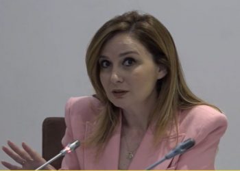 Tabaku: Rreziqet nga ‘Pasaportat e arta’ dëmtojnë ekonominë