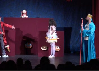 Teatri i Kukullave, festivali ndërkombëtar zhvillohet në Elbasan