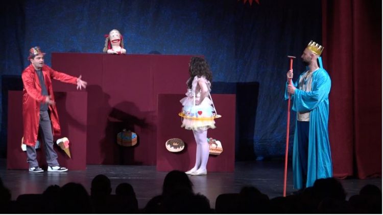 Teatri i Kukullave, festivali ndërkombëtar zhvillohet në Elbasan