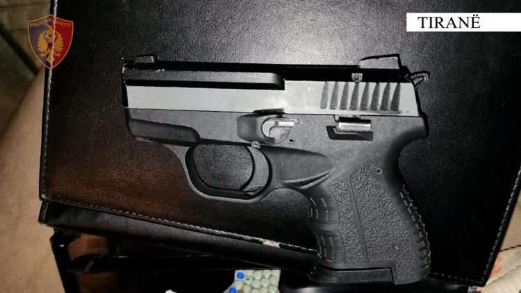 Me pistoletë dhe kokainë në makinë, arrestohet 37-vjeçari në Tiranë
