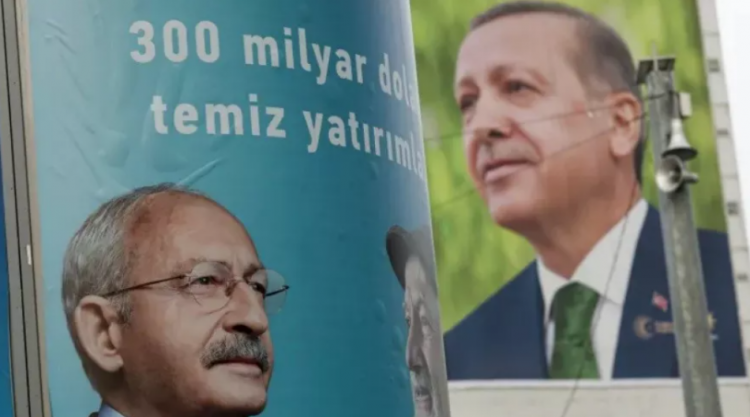Zgjedhjet në Turqi drejt fundit, ndërsa ekonomia po bie gjithashtu