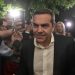 Tsipras pranon humbjen, uron në telefon Mitsotakis
