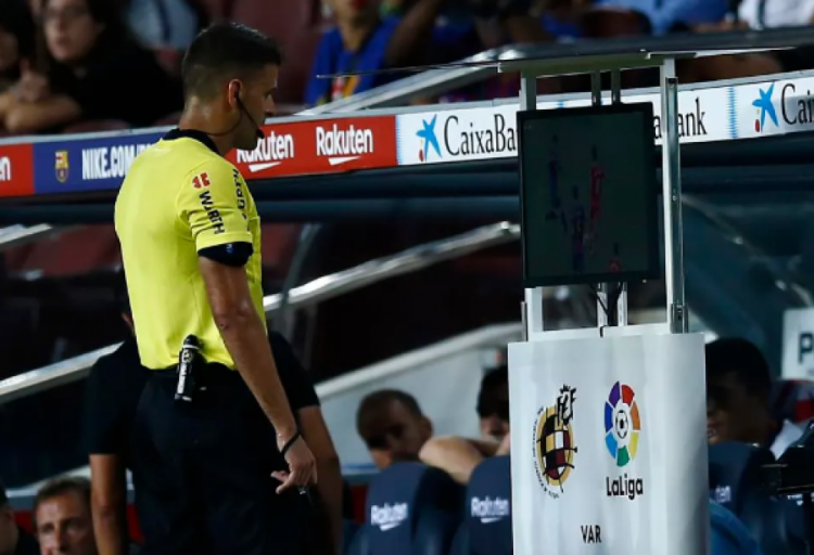 Lajm i bujshëm nga Spanja: LaLiga heq dorë nga VAR?