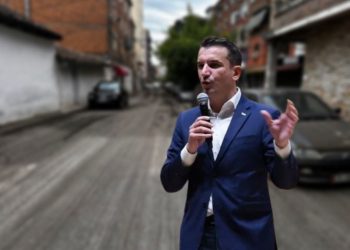 Shtrigani i ziftit Veliaj, asfalt elektoral dhe për heshtje zgjedhore