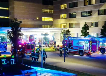 Tre të vdekur nga zjarri në një spital në Austri