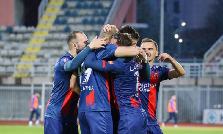 Vllaznia është “copë copë”, Sedloski nuk po gjen zgjidhje