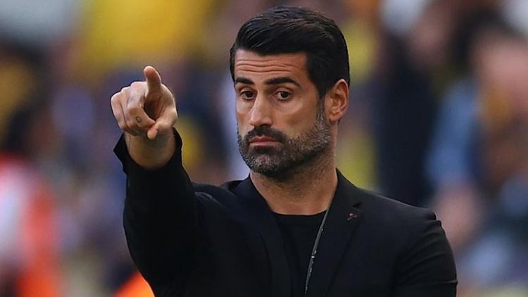 Tërmeti e la pa skuadër në Turqi, legjenda turke merr drejtimin e Erzenit