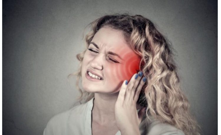 Dëgjoni zhurmë papritur në vesh? Ja për çfarë ju paralajmëron