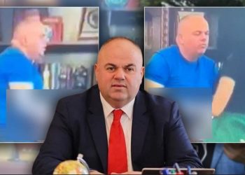 Nuk lejonte askënd në zyrë me celular, si ra në kurthin e regjistrimeve Safet Gjici/ Detajet