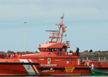 Tjetër tragjedi në Ishujt Kanarie? Dyshohet për 30 emigrantë të mbytur