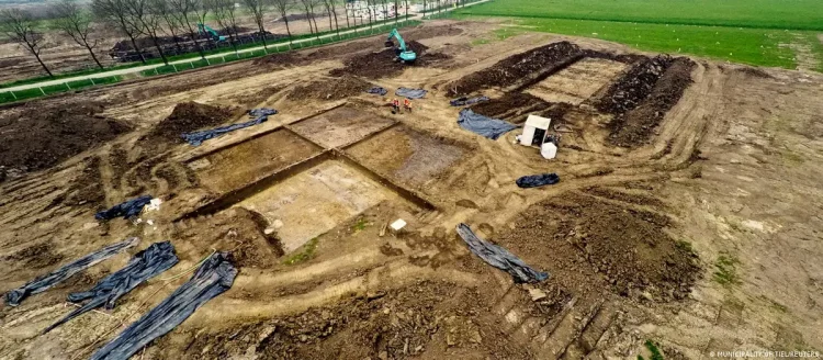 Arkeologët holandezë gjejnë një tempull 4000-vjeçar